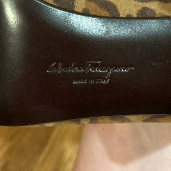 Salvatore Ferragamo | Brown Leopard Pony Hair Heel‎ Bow Pump Sz 8.5 - Picture 5 of 6